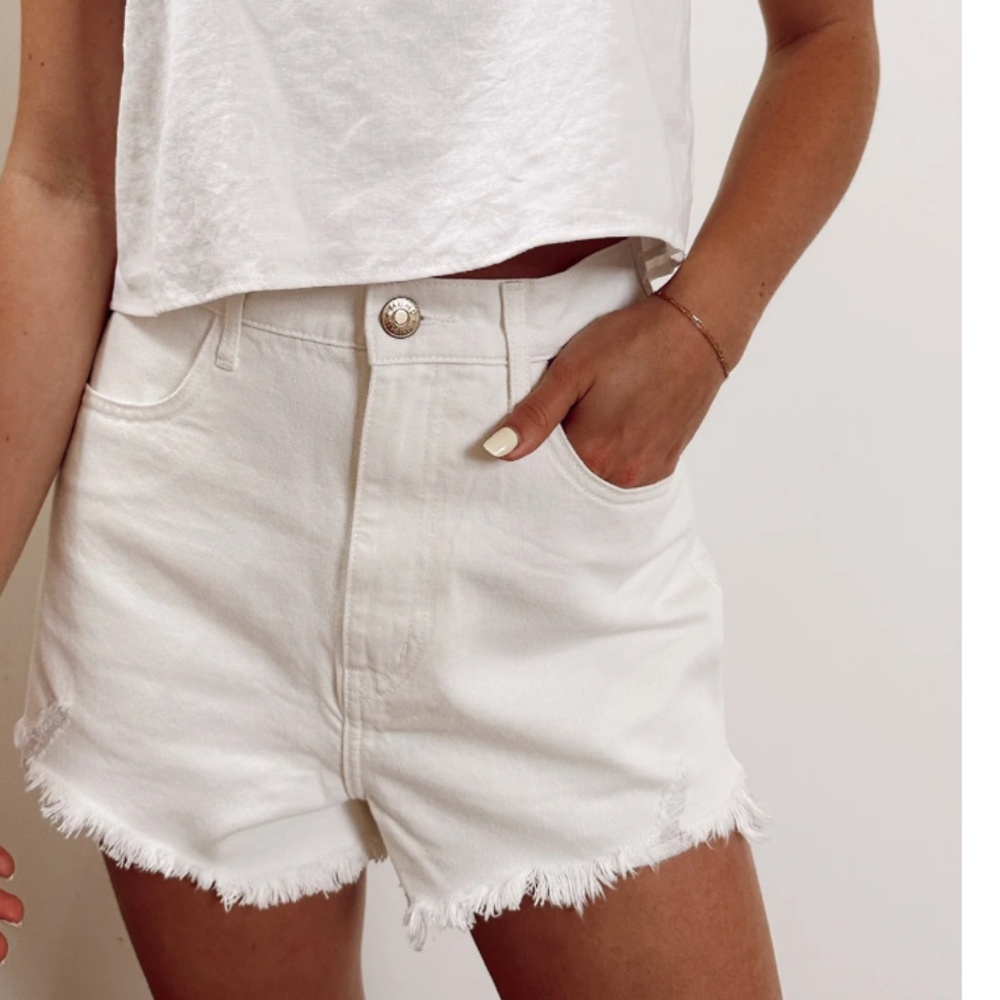 Show Me Your MuMu Tucson Shorts in Seasalt sz 31
